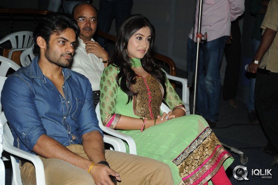 Pilla-Nuvvu-Leni-Jeevitham-Movie-Logo-Launch